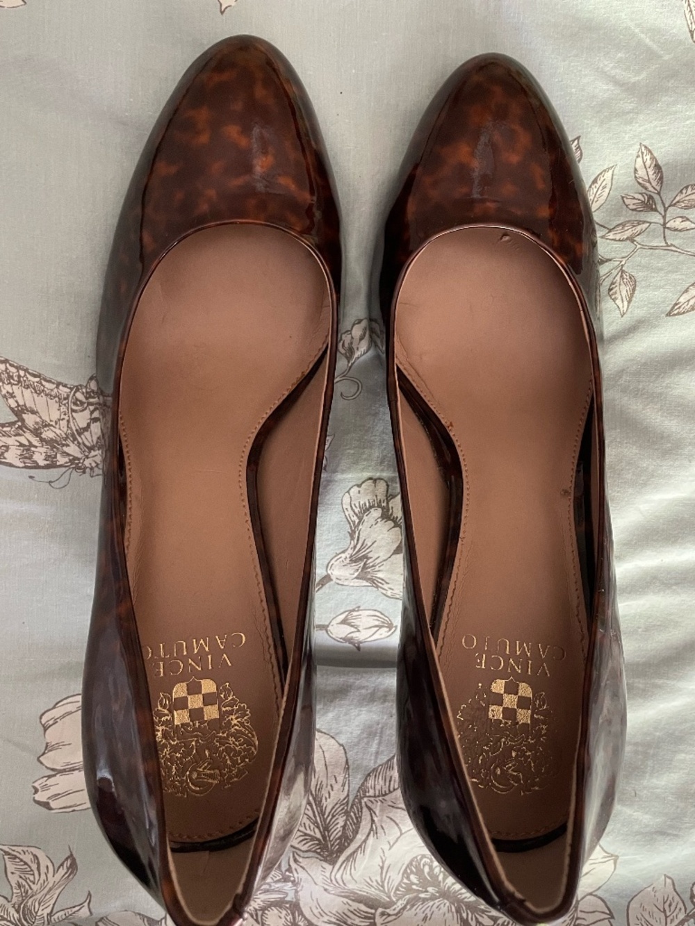 Vince Camuto Tortoise Patent Leather Pumps- Black/Brown Size 10M